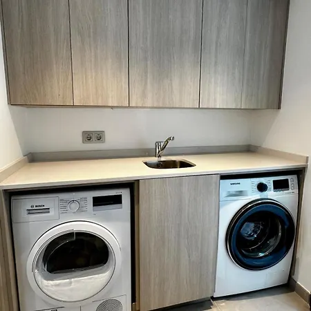 Вилла Angelique, 5 Bdr With Heated Private Pool In Puerto Banus *