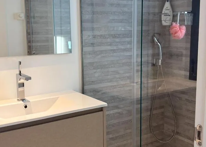 Angelique, 5 Bdr With Heated Private Pool In Puerto Banus *