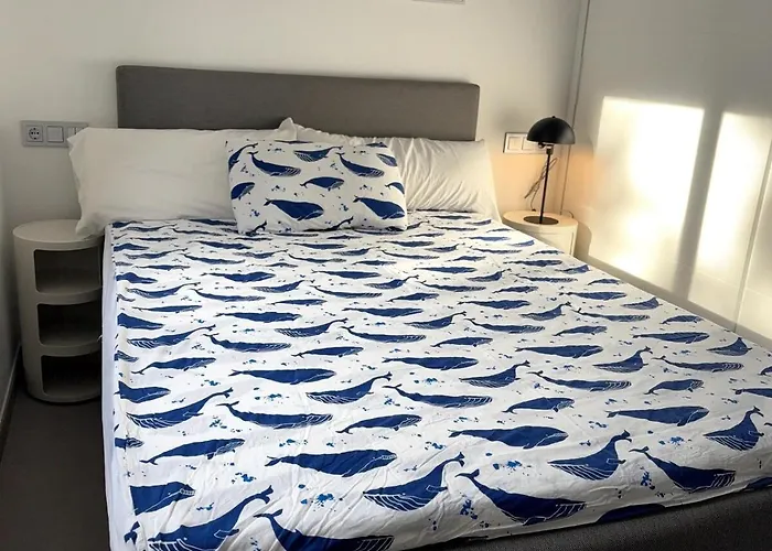 Villa Angelique, 5 Bdr With Heated Private Pool In Puerto Banus Marbella