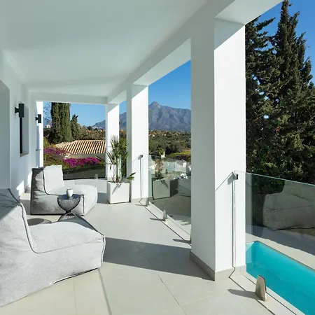 Angelique, 5 Bdr With Heated Private Pool In Puerto Banus * Marbella