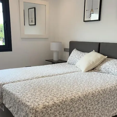 Angelique, 5 Bdr With Heated Private Pool In Puerto Banus Villa Marbella